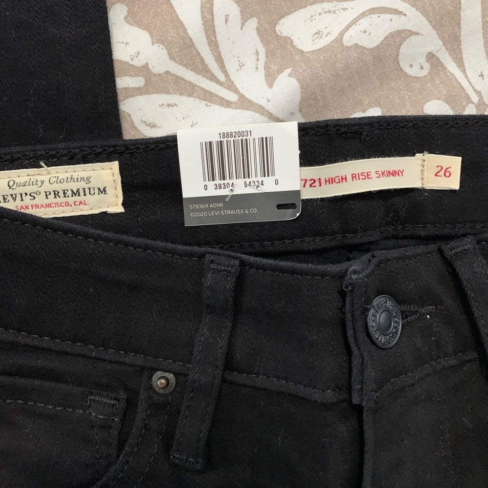 High-Rise Skinny Jeans Levi’s 721